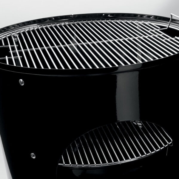 Weber Smokey Mountain Cooker Smoker (18.5 In.) - Image 17